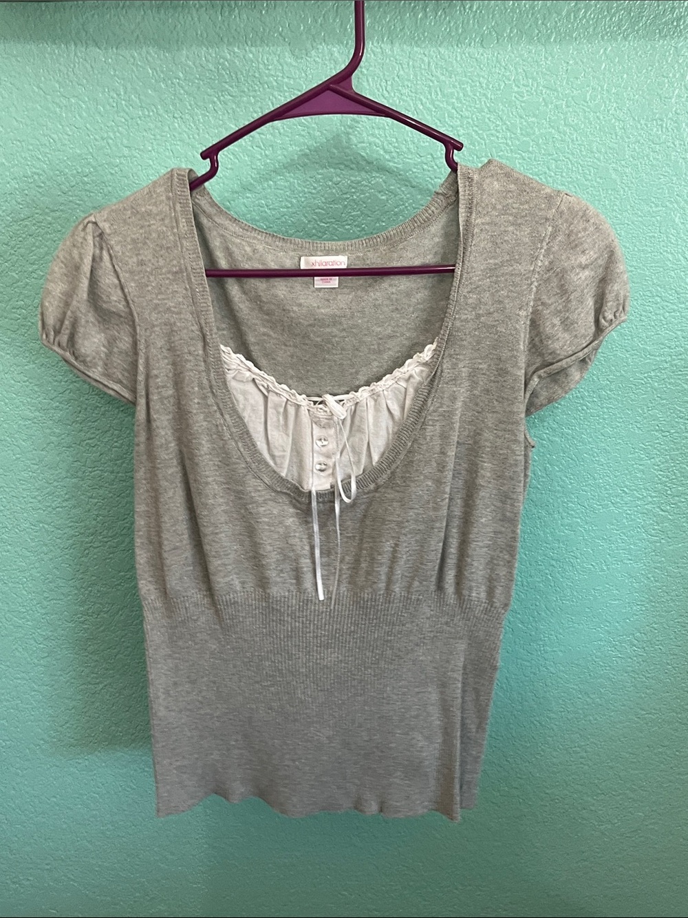 Xhilaration Gray Knit Scoop-Neck Camisole with White Inset
